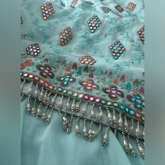 Sharara suit - Picture 4 of 4